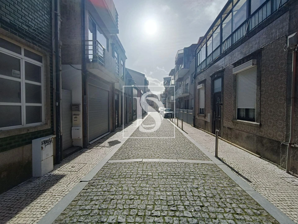 Armazém para Venda em Póvoa de Varzim, Beiriz e Argivai Foto 11