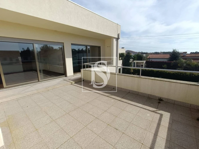 Moradia T4 para Venda em Palmeira de Faro e Curvos Foto 4