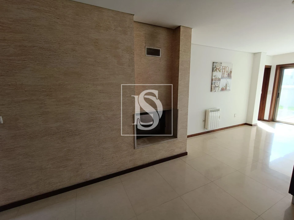 Moradia T4 para Venda em Palmeira de Faro e Curvos Foto 7