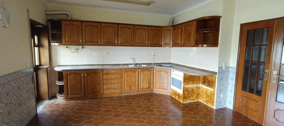 Apartamento T1 para Venda em Chafe Foto 12