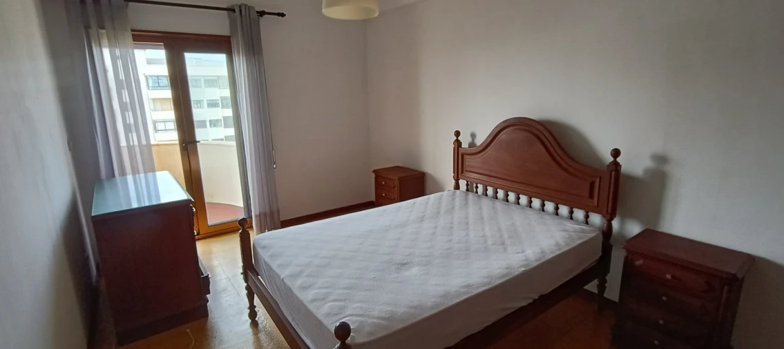 Apartamento T1 para Venda em Chafe Foto 14