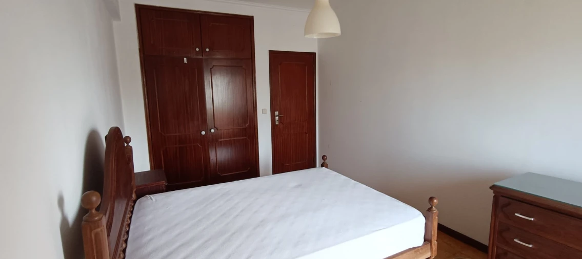 Apartamento T1 para Venda em Chafe Foto 8