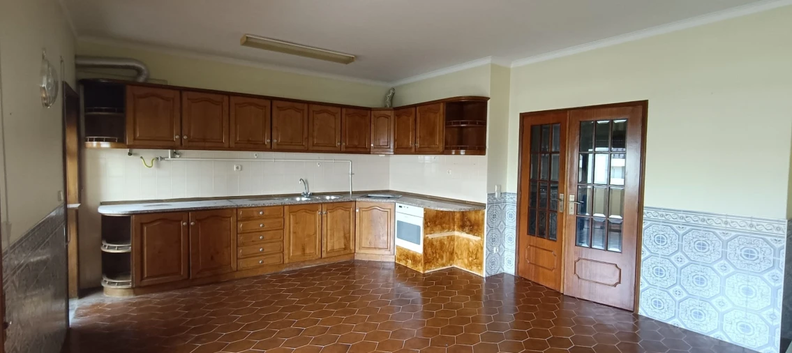 Apartamento T1 para Venda em Chafe Foto 4