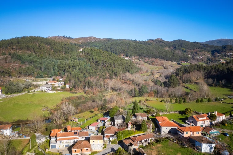 Quinta T13 para Venda em Rossas Foto 5