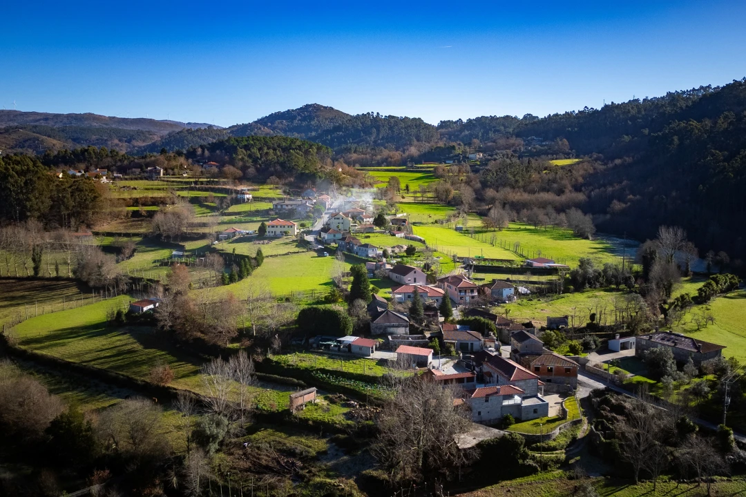 Quinta T13 para Venda em Rossas Foto 3