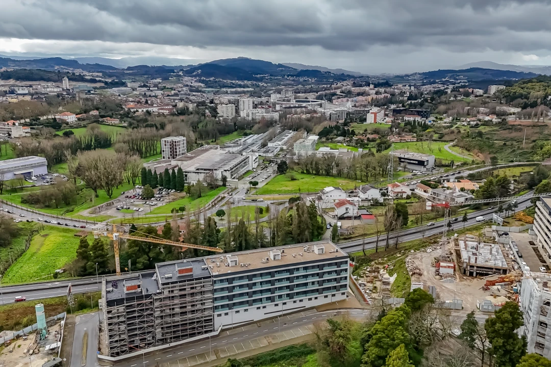 Apartamento T3 para Venda em Azurem Foto 33