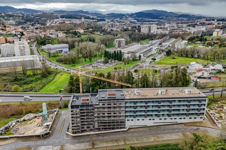 Apartamento T3 para Venda em Azurem Foto 34