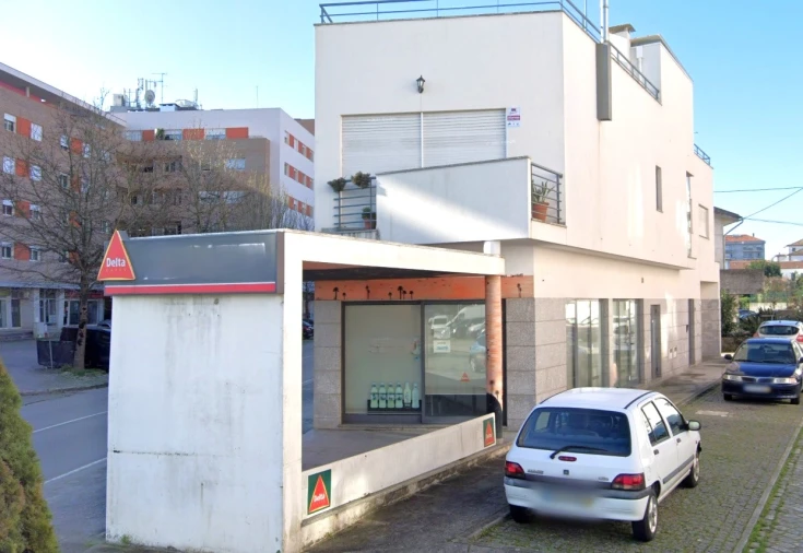 Loja para Arrendamento em Santa Maria Maior e Monserrate e Meadela Foto 1