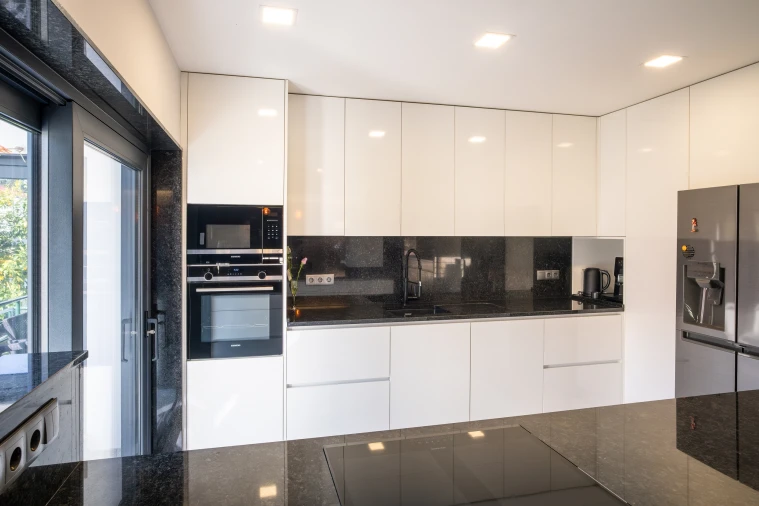 Moradia T3 para Venda em Palmeira de Faro e Curvos Foto 8