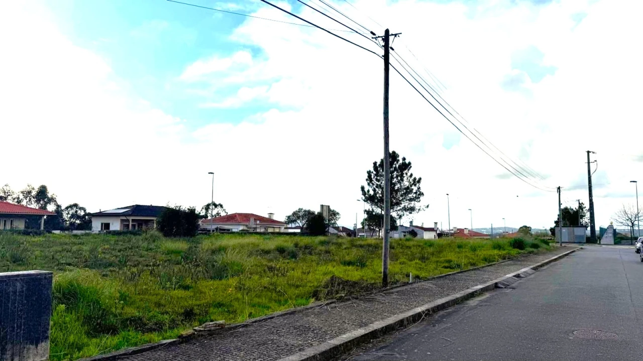 Terreno para Venda em Balazar Foto 2