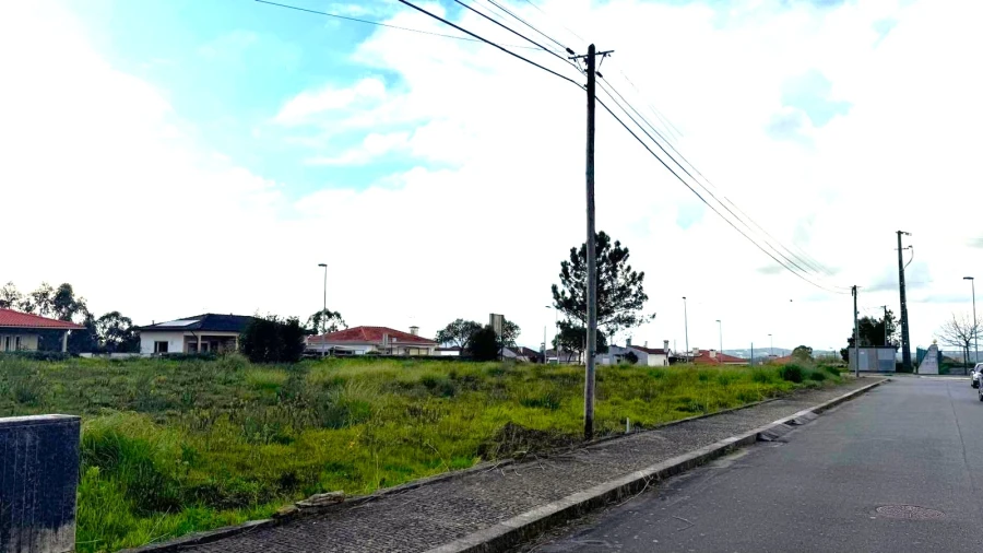 Terreno para Venda em Balazar Foto 2