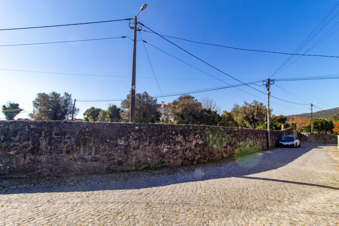 Moradia T5 para Venda em Cardielos e Serreleis Foto 13