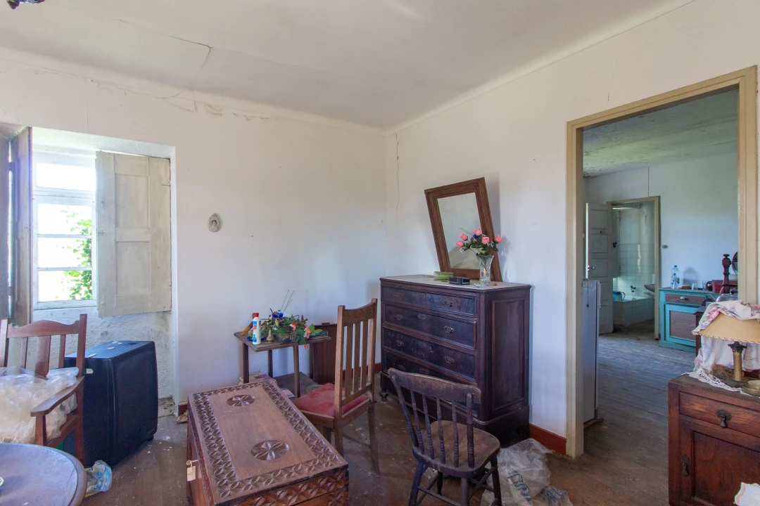 Moradia T5 para Venda em Cardielos e Serreleis Foto 10