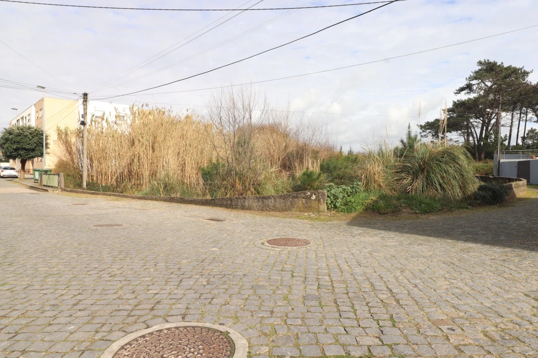 Terreno para Venda em Apúlia e Fão Foto 9