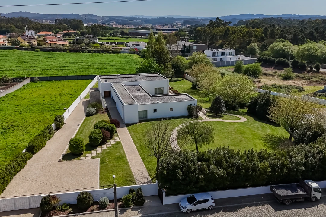 Moradia T5 para Venda em Póvoa de Varzim, Beiriz e Argivai Foto 43