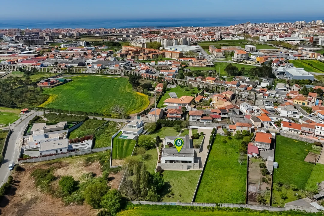 Moradia T5 para Venda em Póvoa de Varzim, Beiriz e Argivai Foto 49