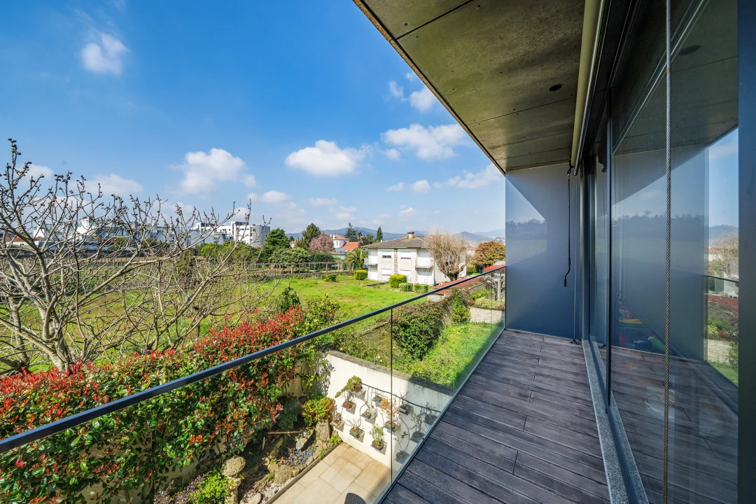 Apartamento T4 para Venda em Barcelinhos Foto 58