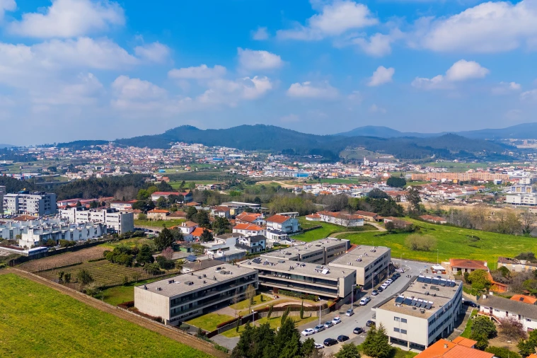Apartamento T4 para Venda em Barcelinhos Foto 29