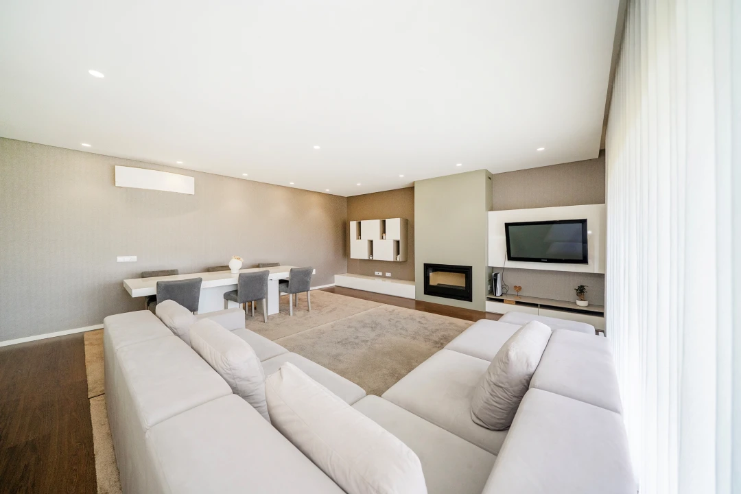 Apartamento T4 para Venda em Barcelinhos Foto 17