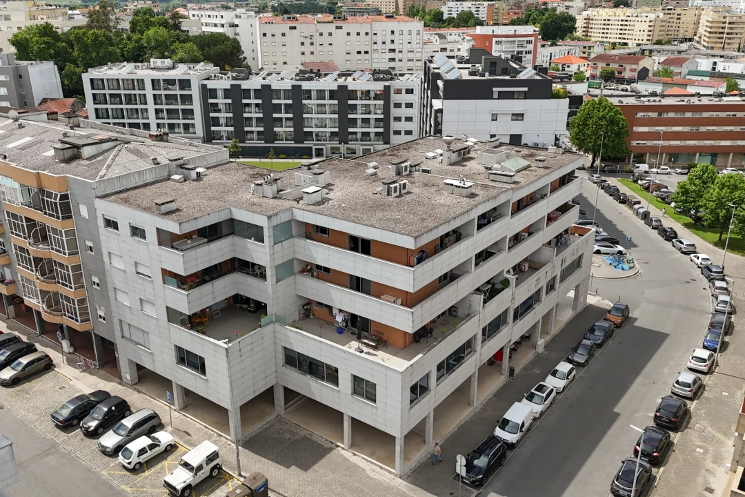 Apartamento T3 para Venda em Arcozelo Foto 37