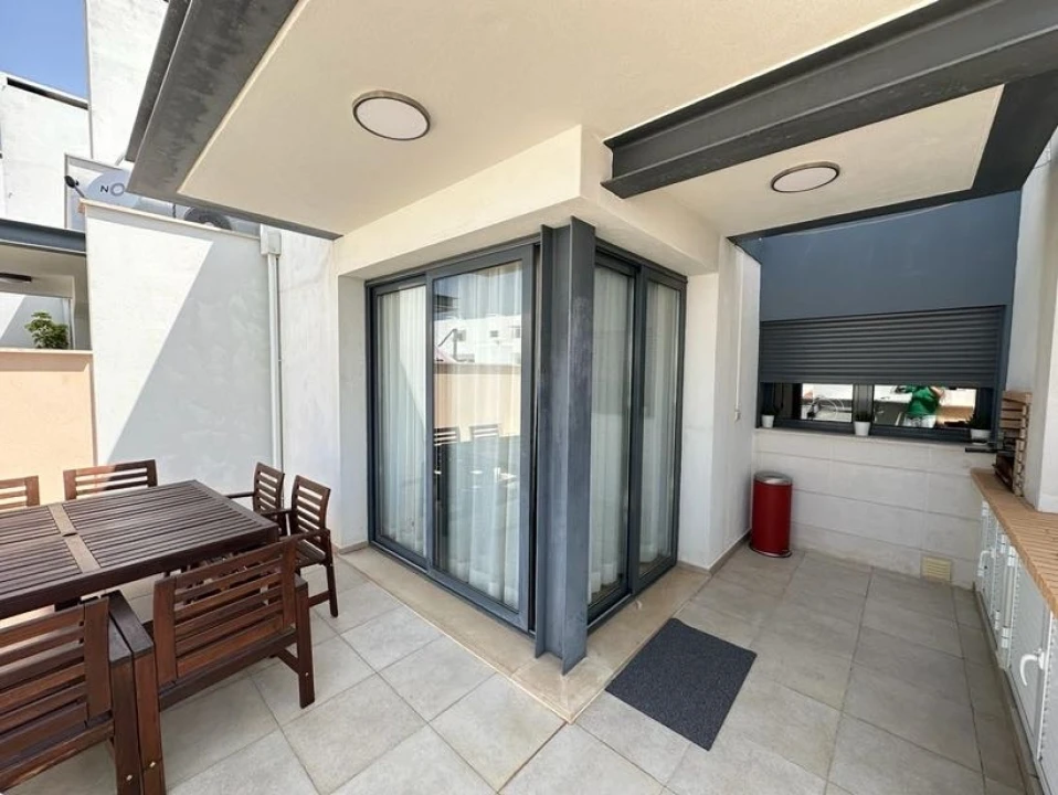 Moradia T3 para Venda em Quarteira Foto 4