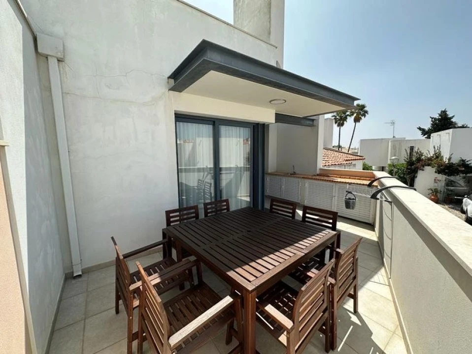 Moradia T3 para Venda em Quarteira Foto 5