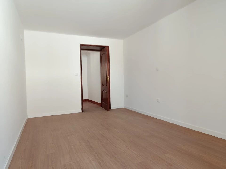 Moradia T3 para Arrendamento em Fonte Boa e Rio Tinto Foto 7