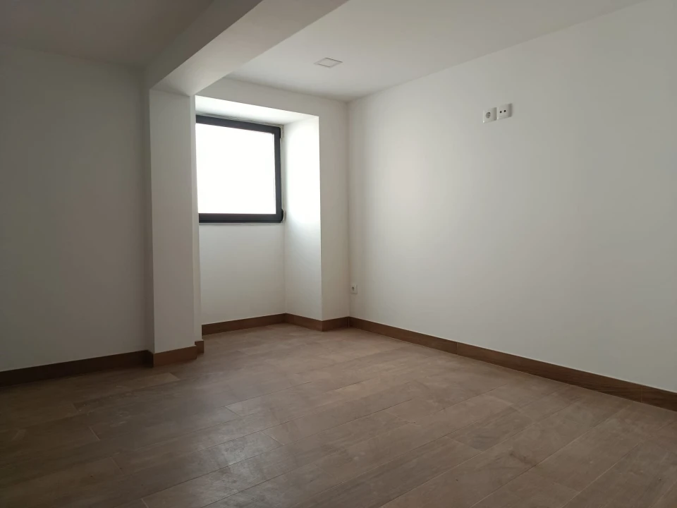 Moradia T3 para Arrendamento em Fonte Boa e Rio Tinto Foto 11