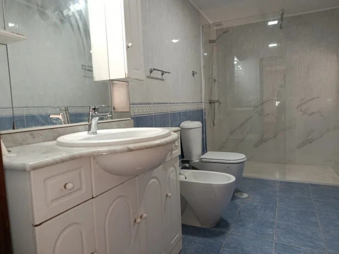 Moradia T3 para Arrendamento em Fonte Boa e Rio Tinto Foto 15