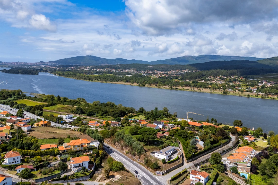 Terreno para Venda em Gondarem Foto 7