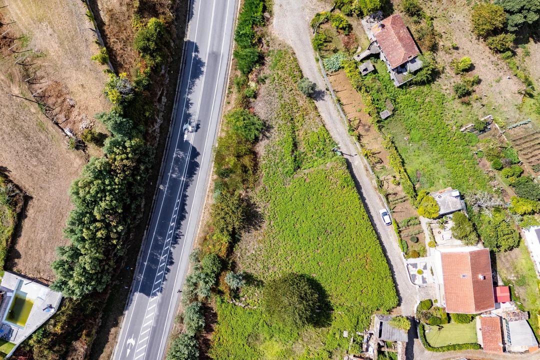 Terreno para Venda em Gondarem Foto 17