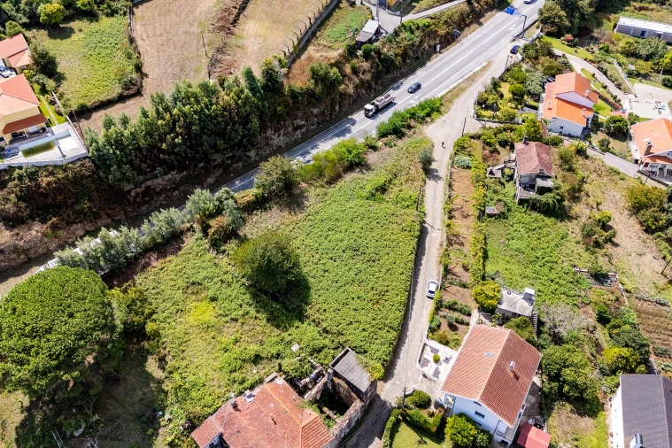 Terreno para Venda em Gondarem Foto 18