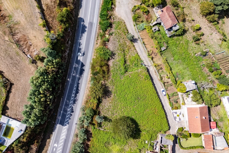 Terreno para Venda em Gondarem Foto 17