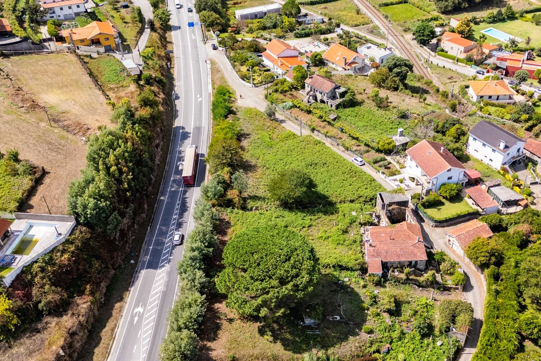 Terreno para Venda em Gondarem Foto 13