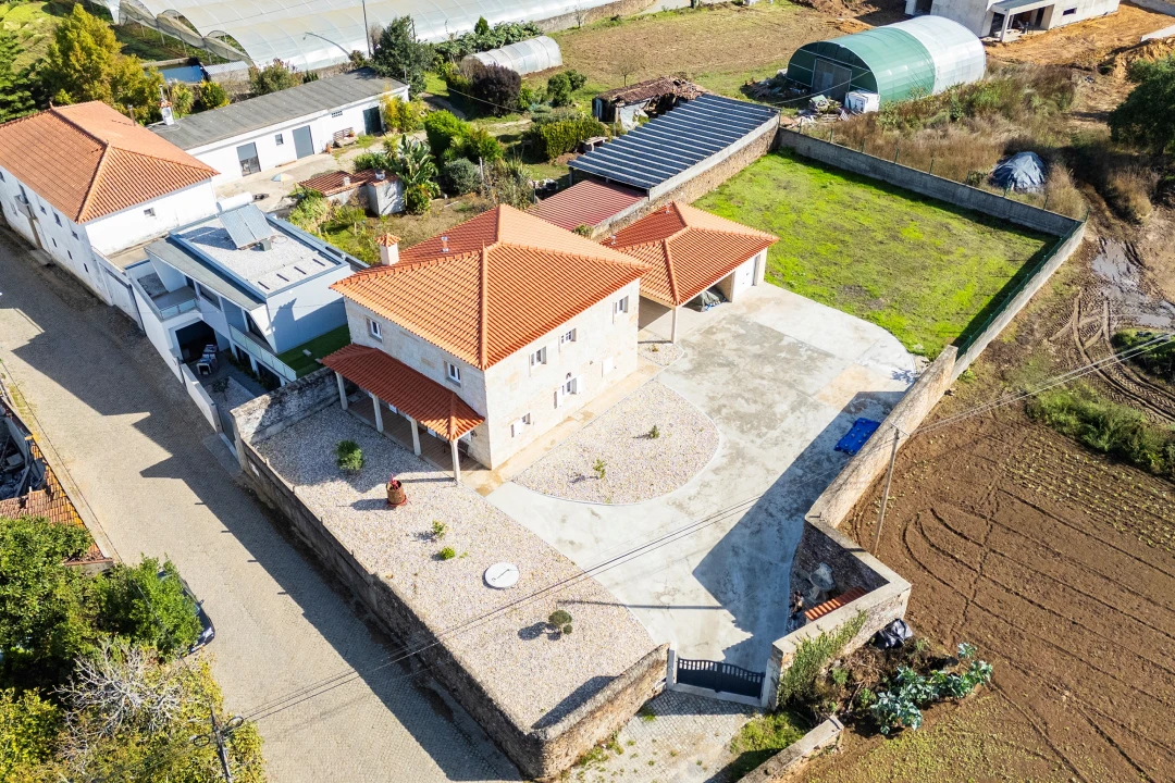 Moradia T5 para Venda em Fonte Boa e Rio Tinto Foto 22