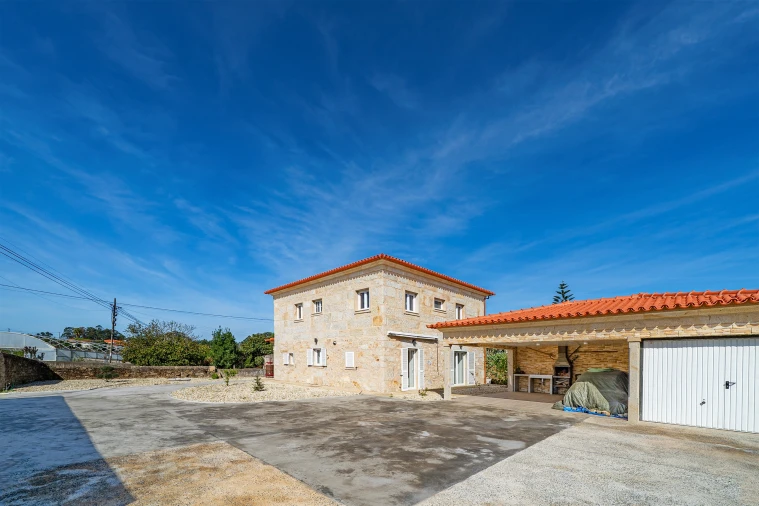 Moradia T5 para Venda em Fonte Boa e Rio Tinto Foto 14