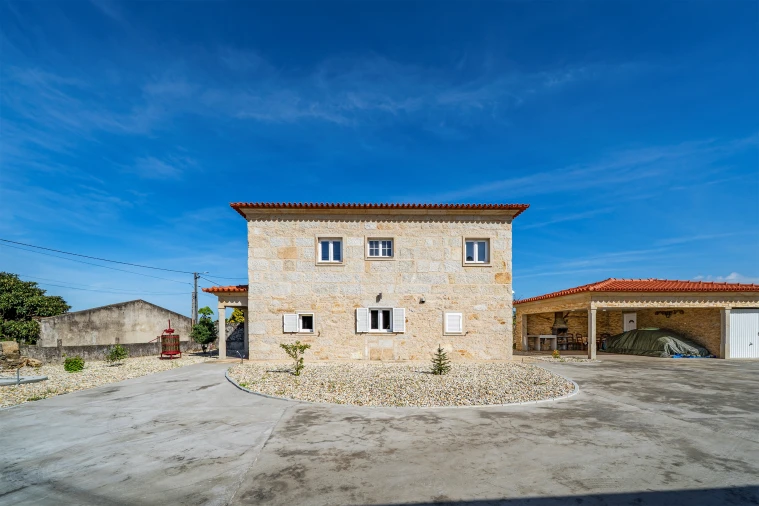 Moradia T5 para Venda em Fonte Boa e Rio Tinto Foto 17