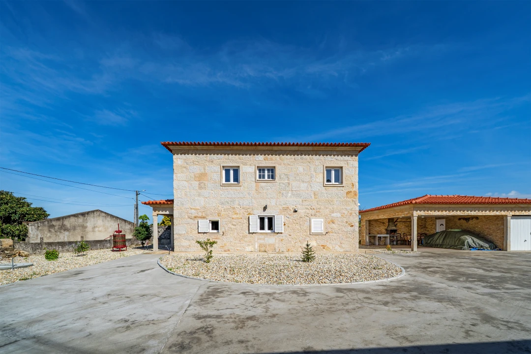 Moradia T5 para Venda em Fonte Boa e Rio Tinto Foto 17