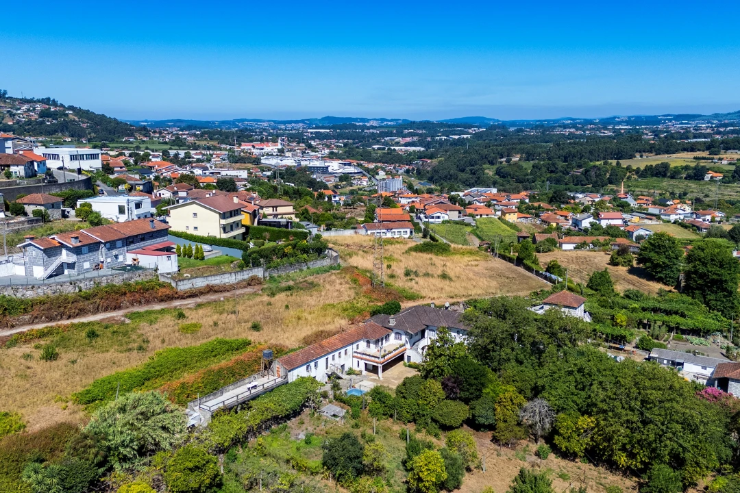 Moradia T8 para Venda em São Tomé de Negrelos Foto 34