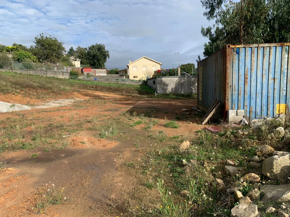 Terreno para Venda em Vila Cova e Feitos Foto 7