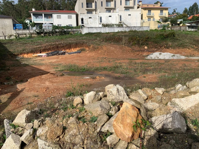 Terreno para Venda em Vila Cova e Feitos Foto 5