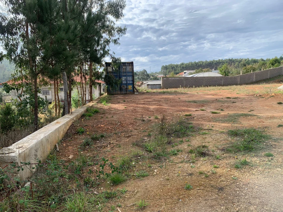 Terreno para Venda em Vila Cova e Feitos Foto 6