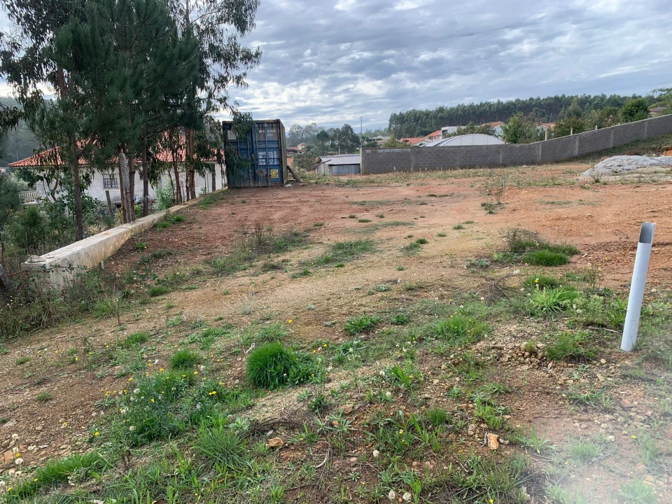 Terreno para Venda em Vila Cova e Feitos Foto 11