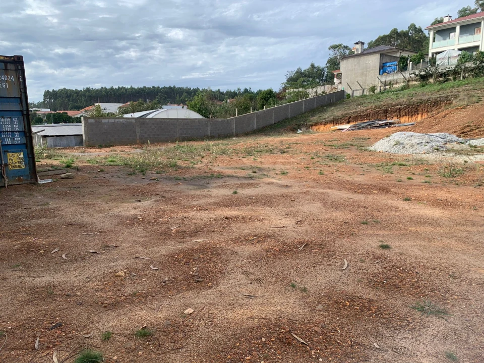 Terreno para Venda em Vila Cova e Feitos Foto 1