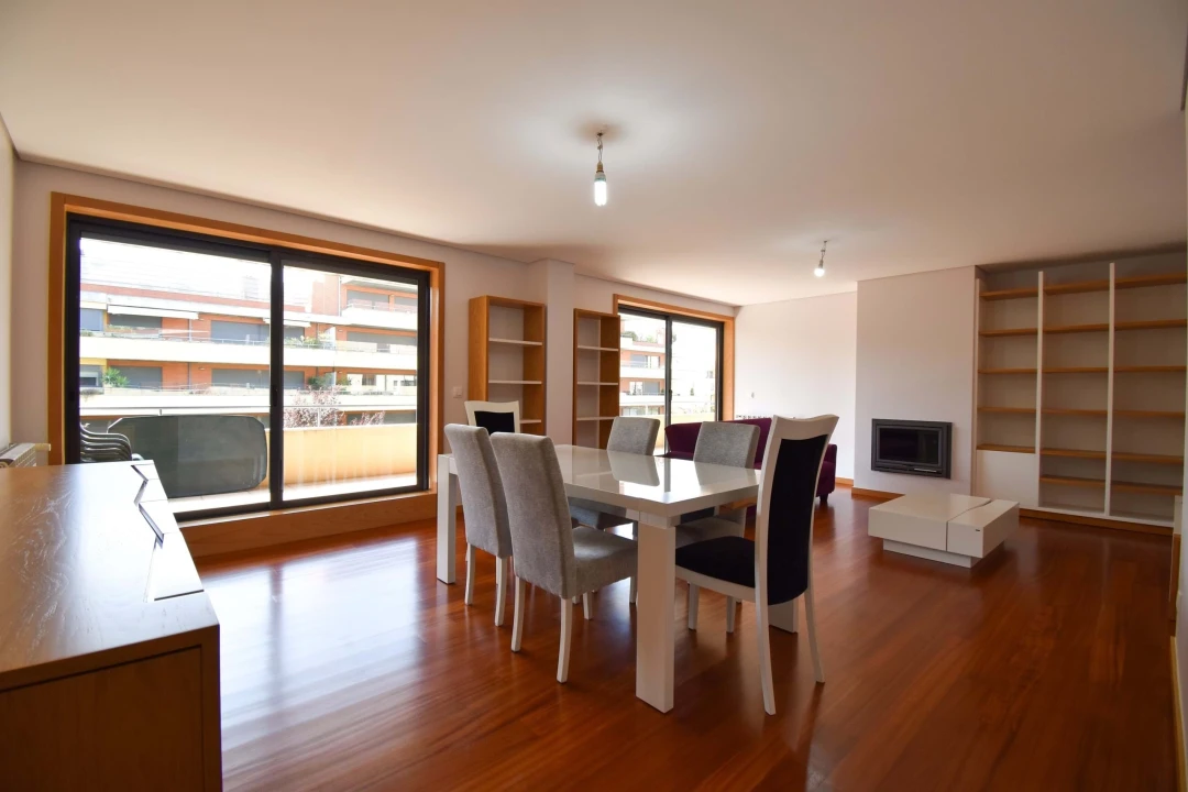 Apartamento T3 para Venda em Paranhos Foto 9