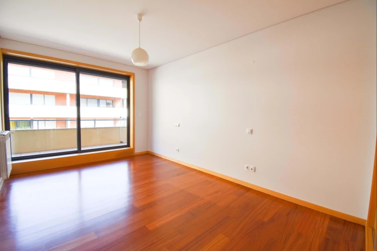 Apartamento T3 para Venda em Paranhos Foto 3