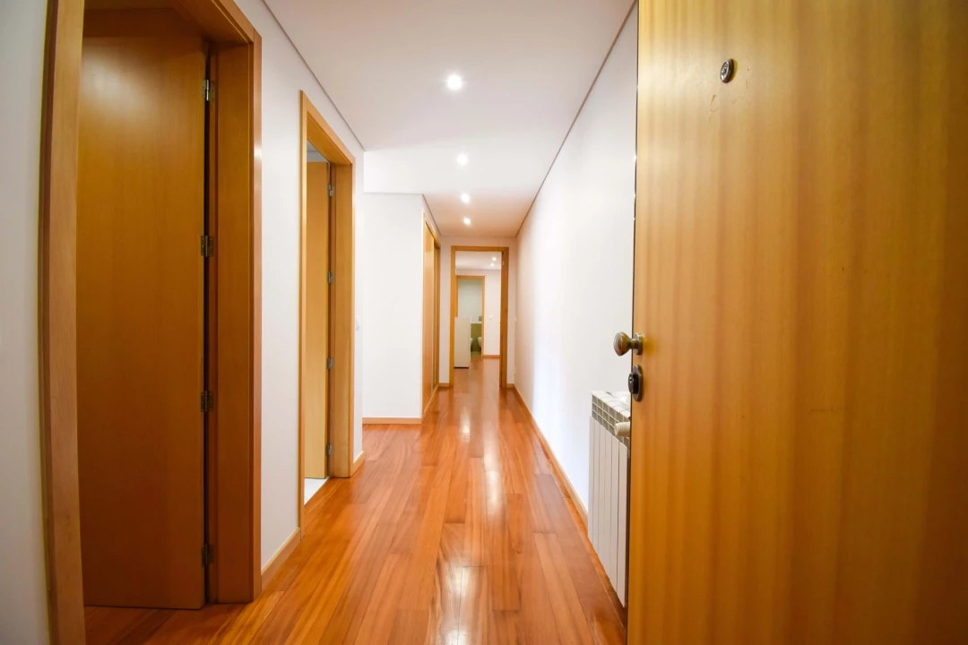 Apartamento T3 para Venda em Paranhos Foto 4