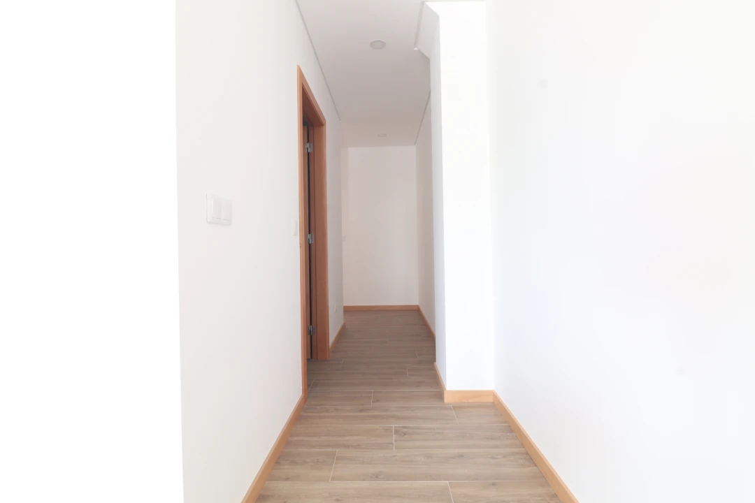 Apartamento T2 para Venda em Darque Foto 8