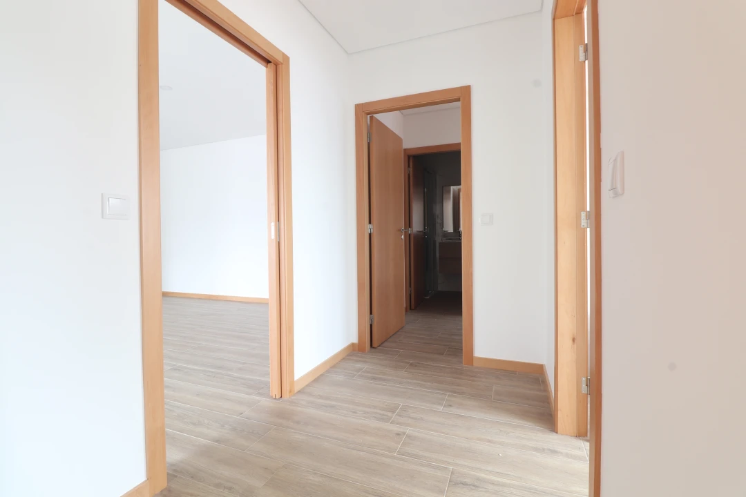 Apartamento T2 para Venda em Darque Foto 17