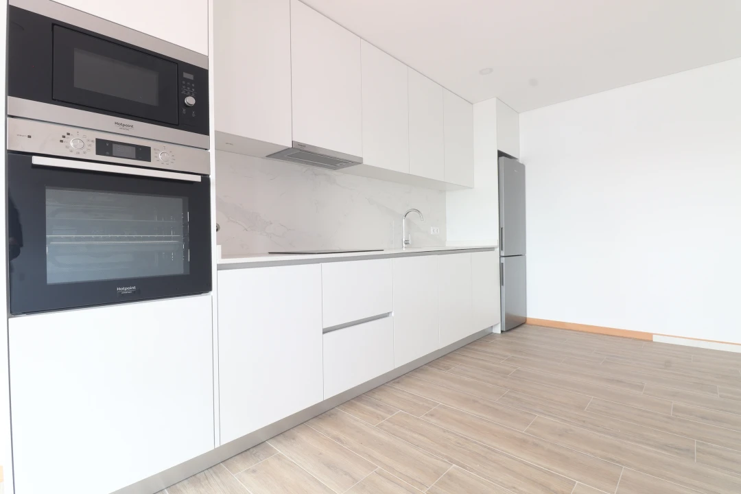 Apartamento T2 para Venda em Darque Foto 16